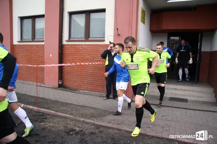 Ostrovia odprawia lidera z kwitkiem (zdjęcia, wideo)