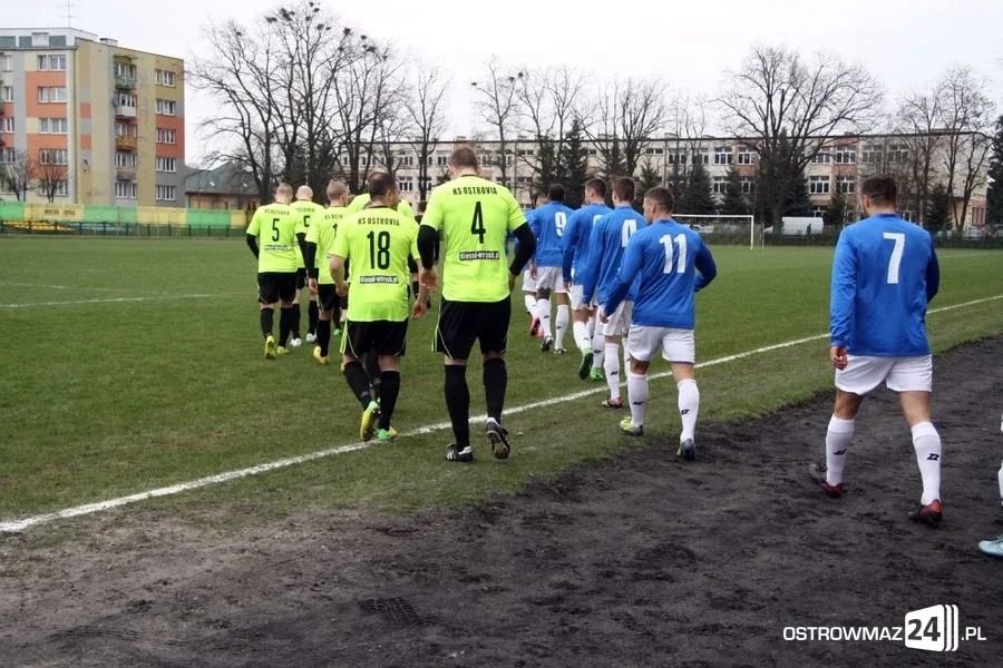 Ostrovia odprawia lidera z kwitkiem (zdjęcia, wideo)