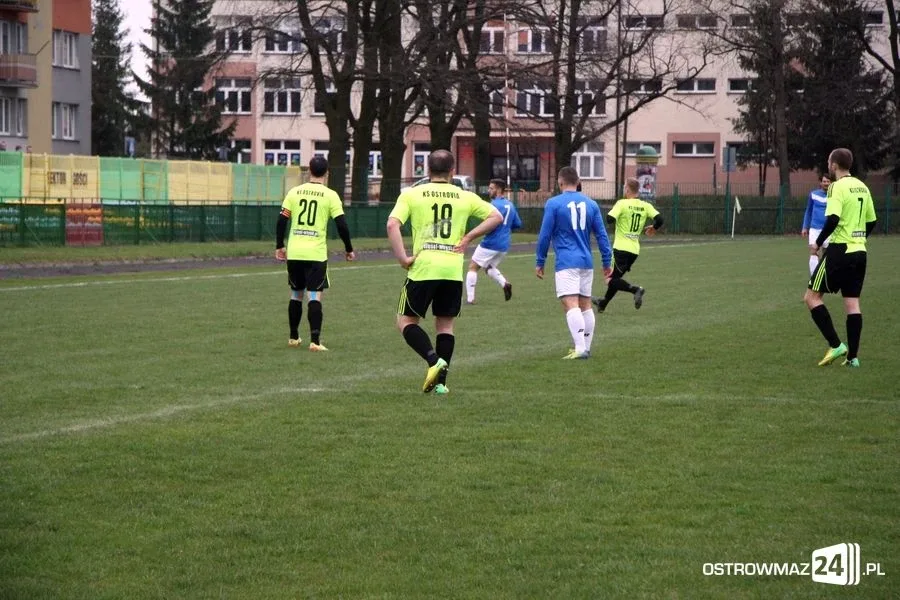 Ostrovia odprawia lidera z kwitkiem (zdjęcia, wideo)
