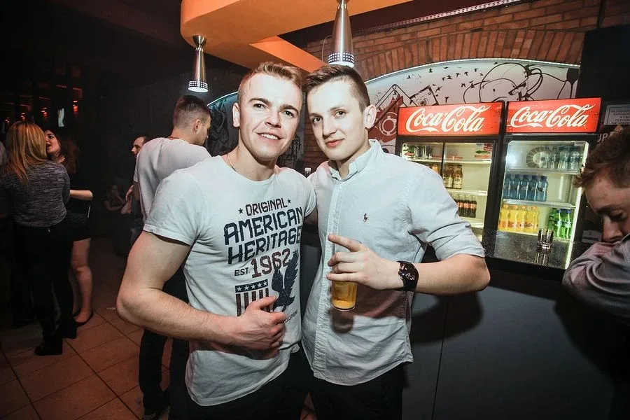 Piękni i Młodzi w klubie Capitol (zdjęcia)