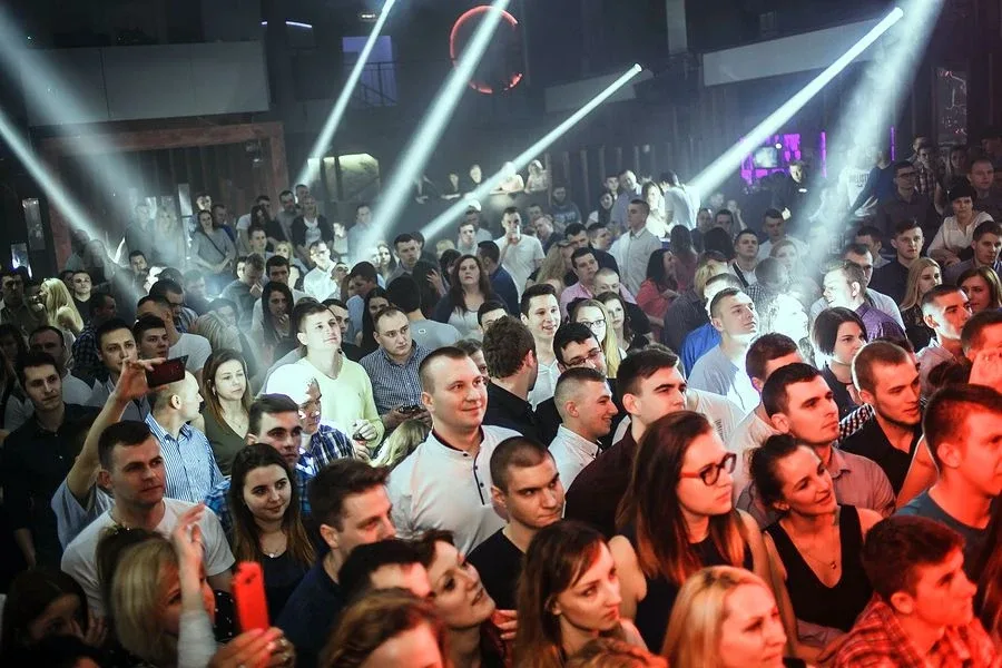 Piękni i Młodzi w klubie Capitol (zdjęcia)