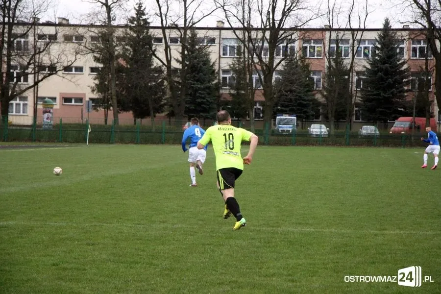 Ostrovia odprawia lidera z kwitkiem (zdjęcia, wideo)