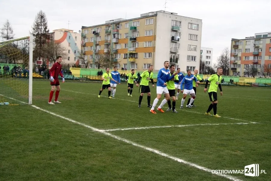 Ostrovia odprawia lidera z kwitkiem (zdjęcia, wideo)