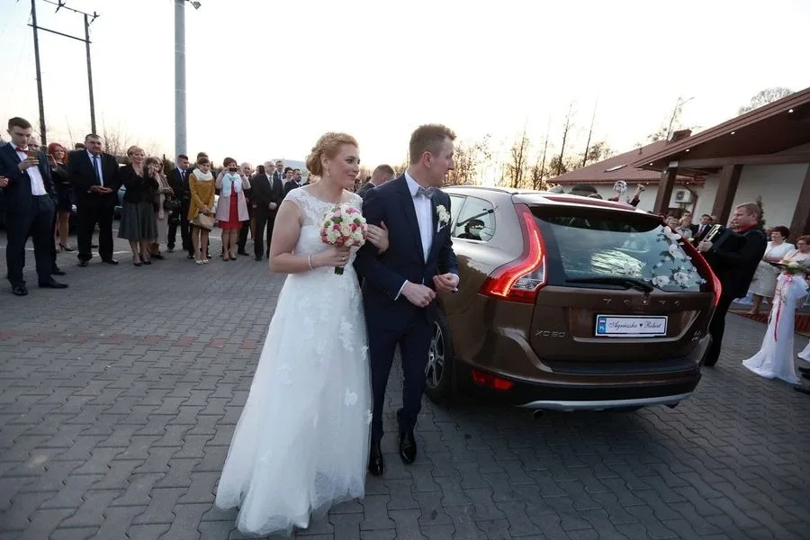 Wyjątkowy ślub Agnieszki i Roberta (zdjęcia)