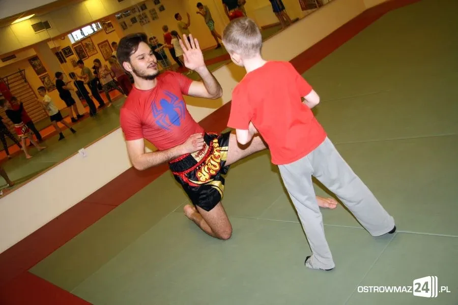 Treningi kickboxingu dla dzieci w MOSiR (zdjęcia)