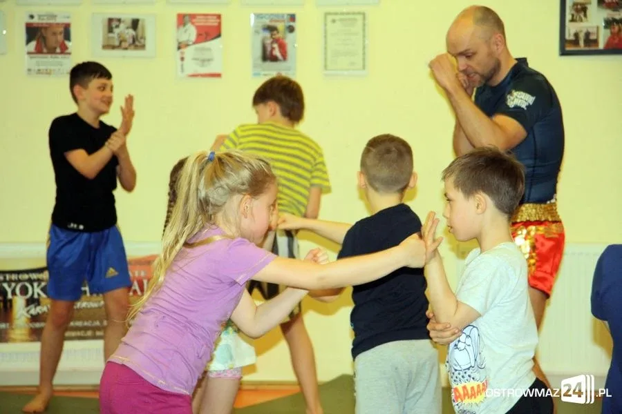 Treningi kickboxingu dla dzieci w MOSiR (zdjęcia)