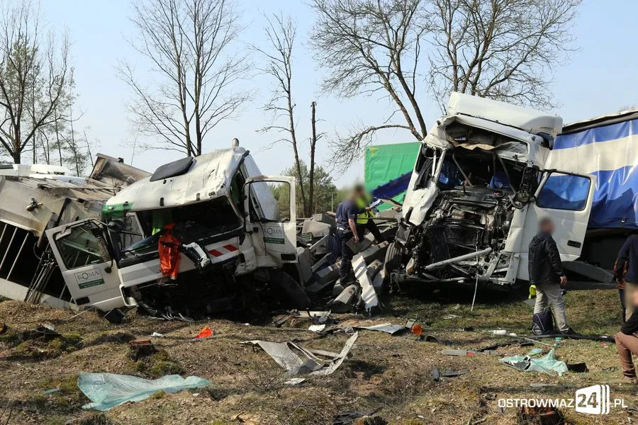 Wypadek na dk nr 8. Trzy osoby ranne (zdjęcia, aktualizacja)