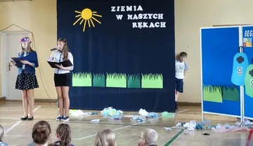 Uczniowie SP nr 1 uczcili Dzień Ziemi (zdjęcia)