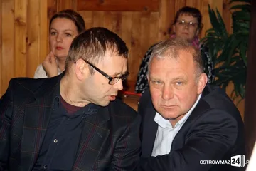 Spotkanie z ks. Figlem w bibliotece (zdjęcia)