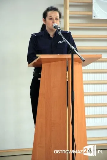Holenderskie policjantki na spotkaniu z młodzieżą