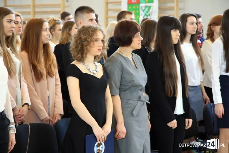 Zakończenie roku szkolnego maturzystów (zdjęcia)