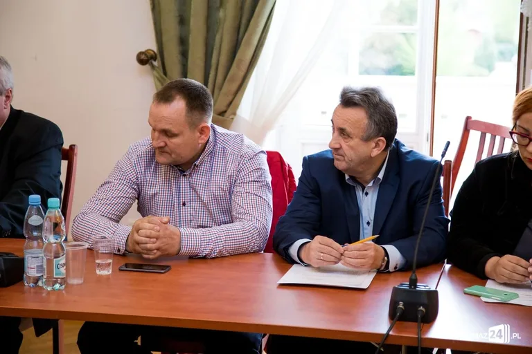 Niecodzienna sesja rady miasta (zdjęcia)