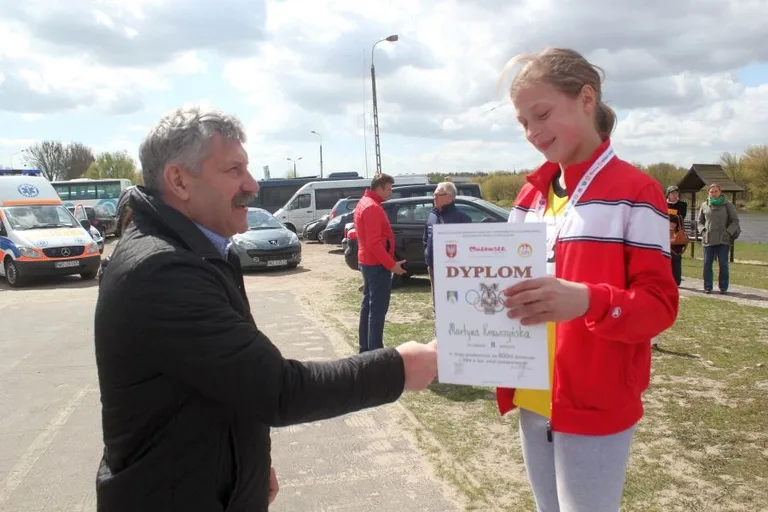 Ponad tysiąc lekkoatletów nad Narwią (zdjęcia, wideo)