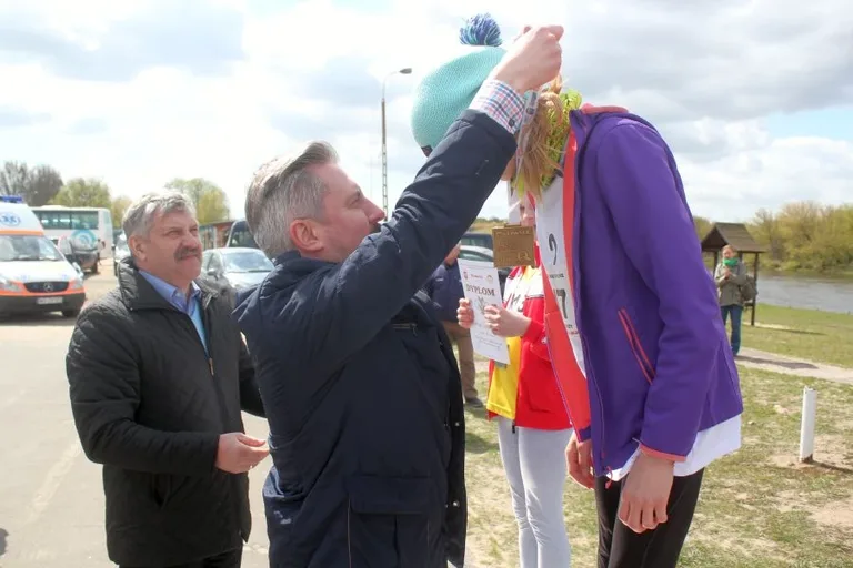 Ponad tysiąc lekkoatletów nad Narwią (zdjęcia, wideo)