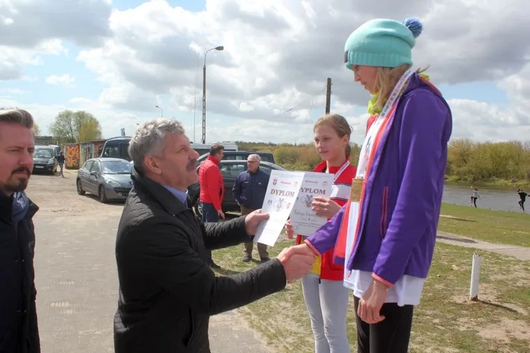 Ponad tysiąc lekkoatletów nad Narwią (zdjęcia, wideo)