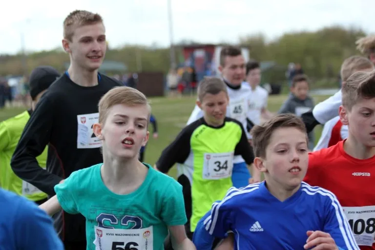 Ponad tysiąc lekkoatletów nad Narwią (zdjęcia, wideo)