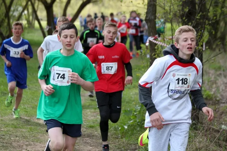 Ponad tysiąc lekkoatletów nad Narwią (zdjęcia, wideo)