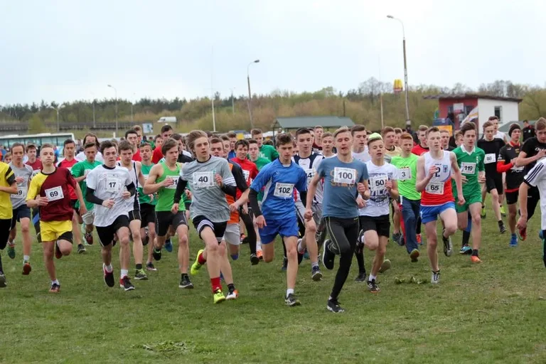 Ponad tysiąc lekkoatletów nad Narwią (zdjęcia, wideo)