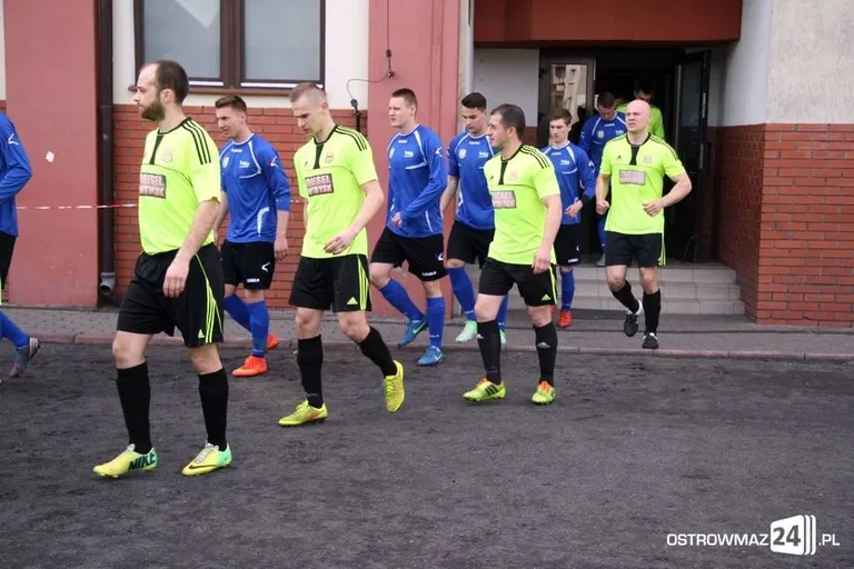 Ostrovia podzieliła się punktami z Łomiankami