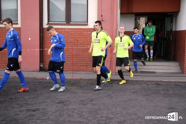 Ostrovia podzieliła się punktami z Łomiankami