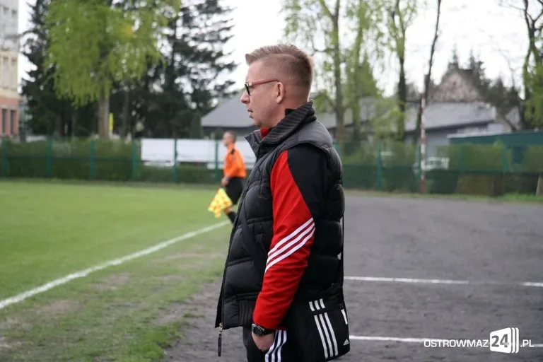 Ostrovia podzieliła się punktami z Łomiankami