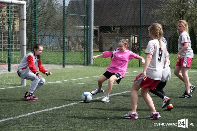 Szkolna liga piłki nożnej (zdjęcia)