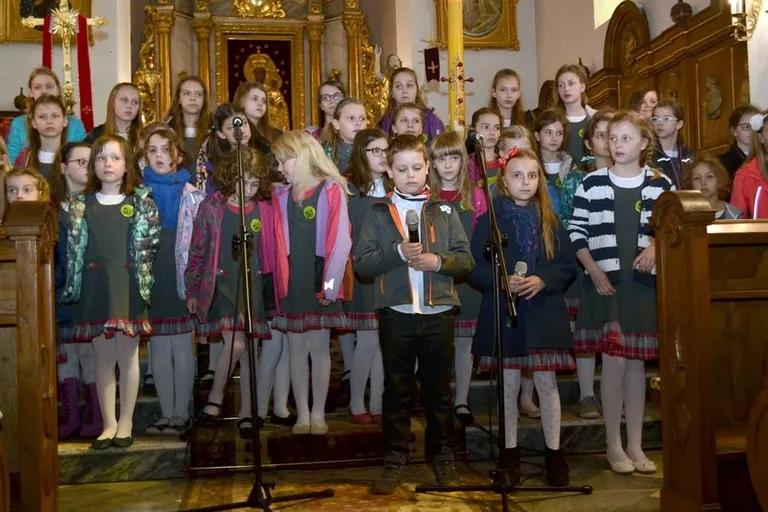 Brok: koncert dziecięcego chóru (zdjęcia)