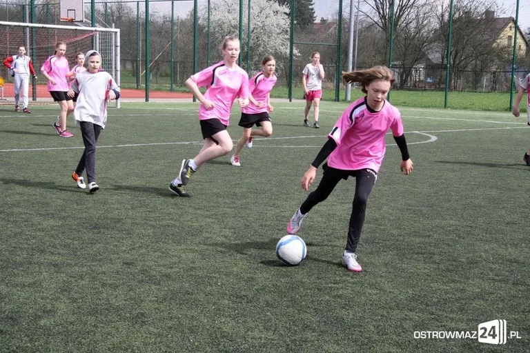 Szkolna liga piłki nożnej (zdjęcia)
