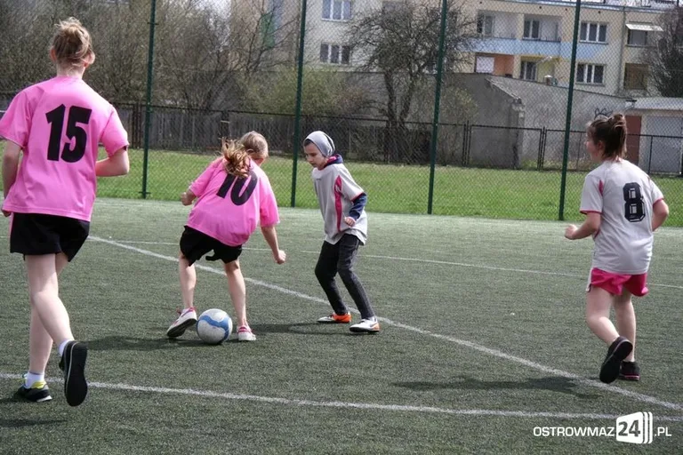 Szkolna liga piłki nożnej (zdjęcia)