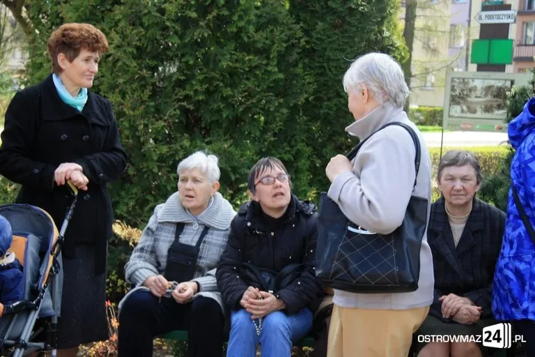 Modlili się przy ratuszu (zdjęcia)