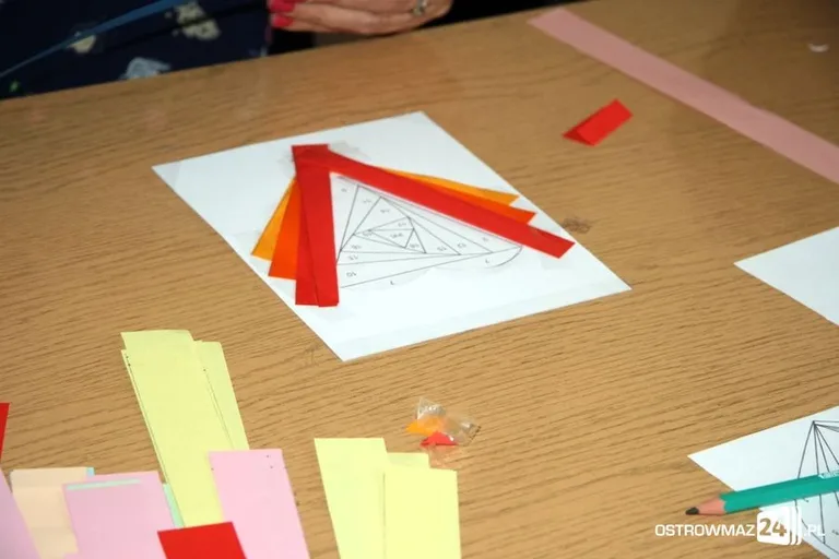 Warsztaty iris folding (zdjęcia)