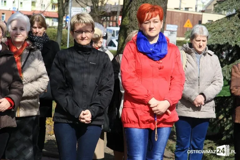 Modlili się przy ratuszu (zdjęcia)