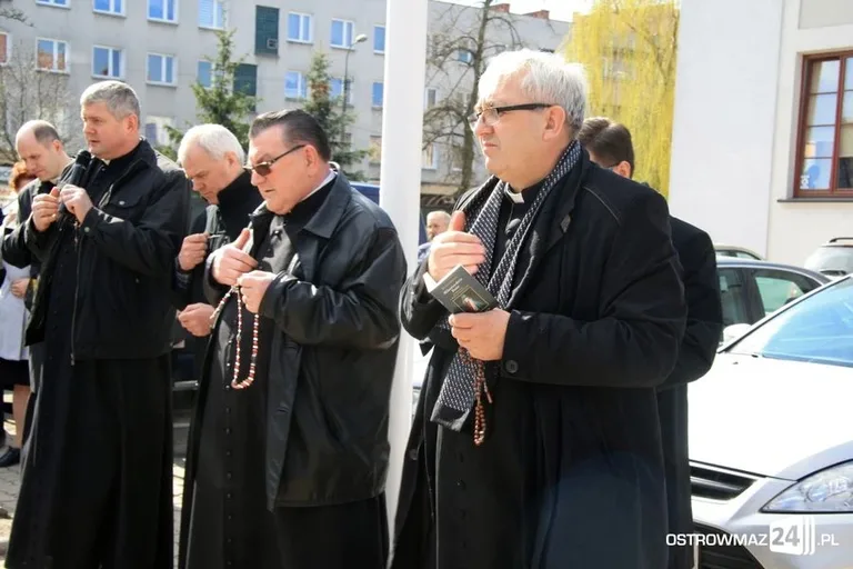 Modlili się przy ratuszu (zdjęcia)