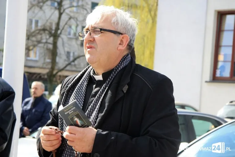 Modlili się przy ratuszu (zdjęcia)