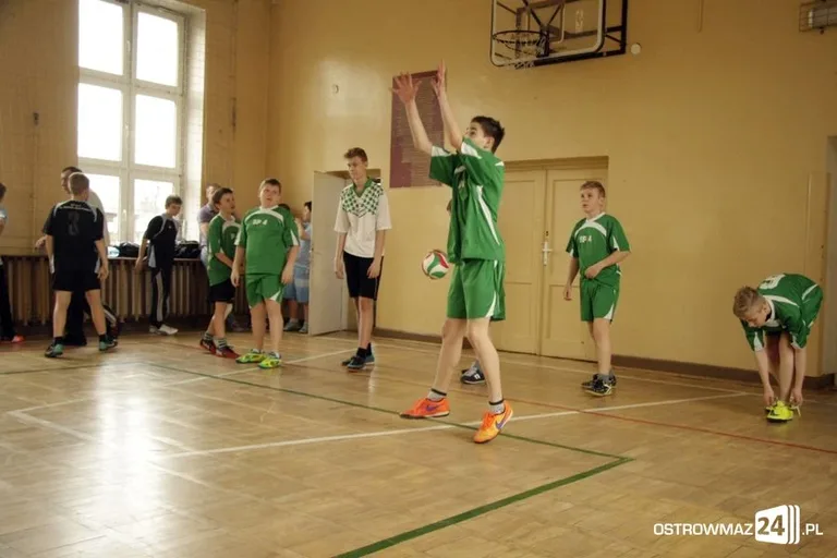 Szkolne ligi siatkówki zakończone (zdjęcia)