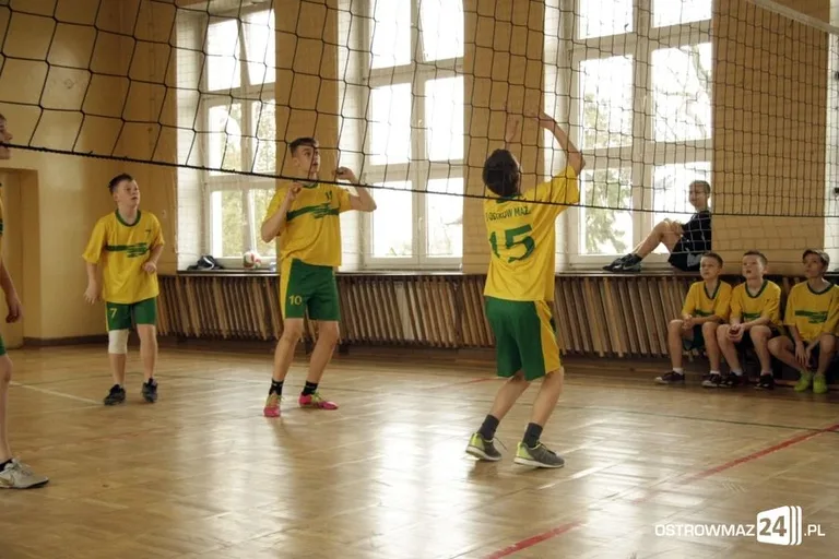 Szkolne ligi siatkówki zakończone (zdjęcia)