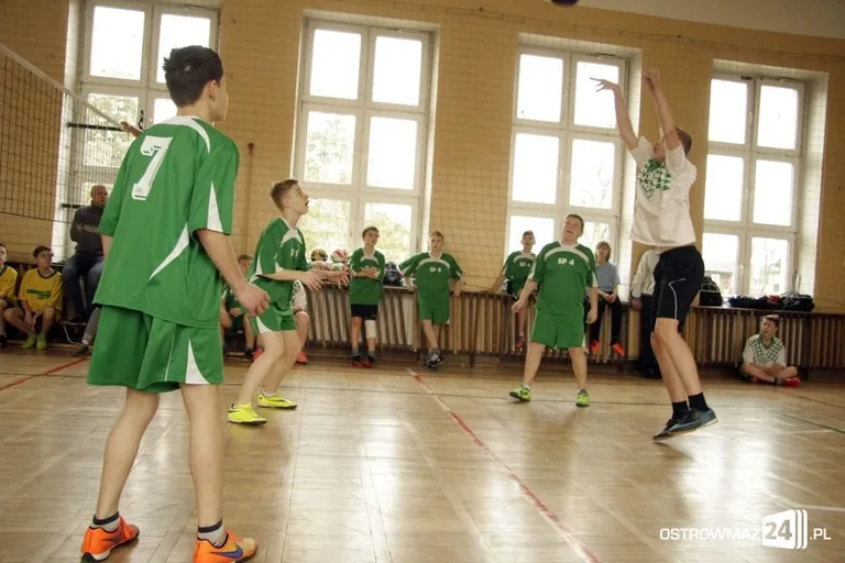 Szkolne ligi siatkówki zakończone (zdjęcia)