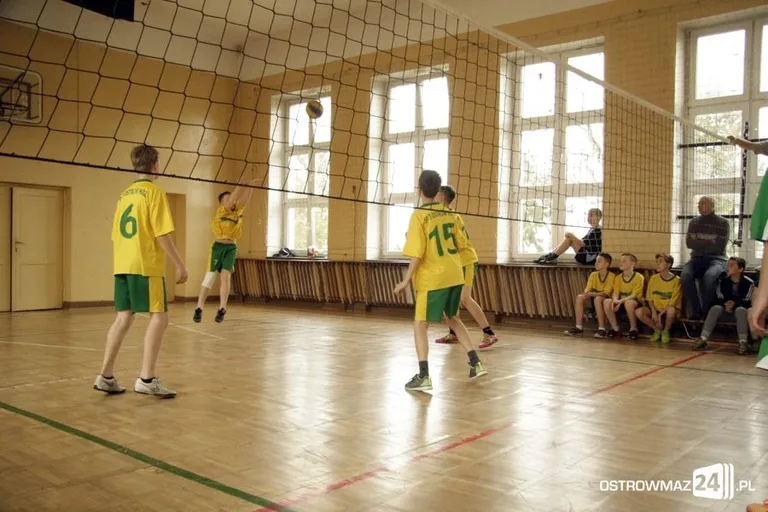 Szkolne ligi siatkówki zakończone (zdjęcia)