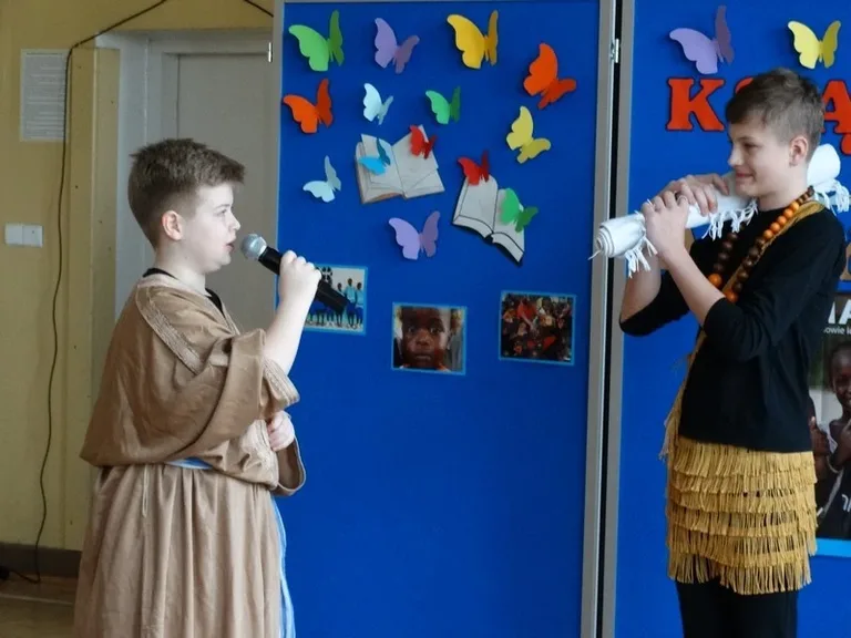 Książki dla Afryki (zdjęcia)
