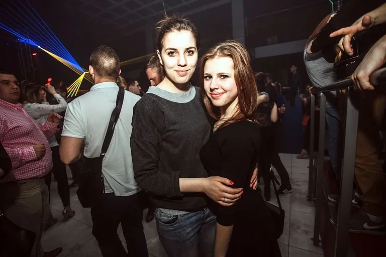 Piękni i Młodzi w klubie Capitol (zdjęcia)