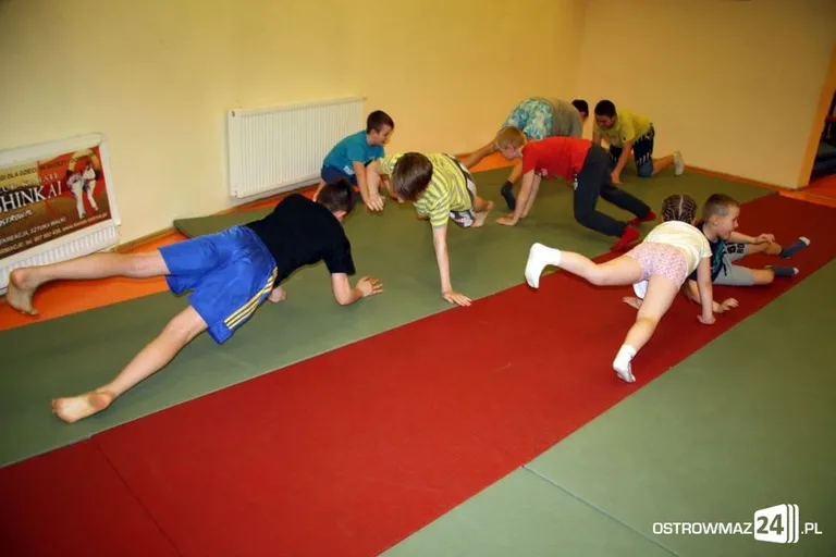 Treningi kickboxingu dla dzieci w MOSiR (zdjęcia)