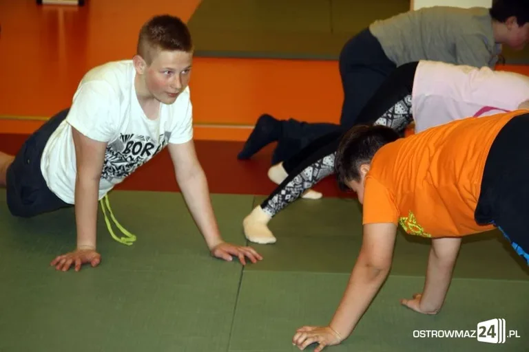 Treningi kickboxingu dla dzieci w MOSiR (zdjęcia)