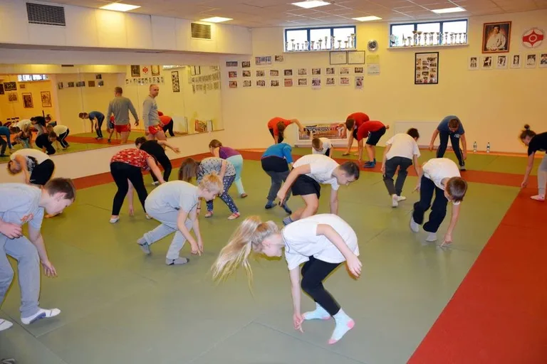 Darmowe zajęcia kickboxingu (zdjęcia, wideo)