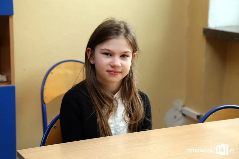 Szóstoklasiści piszą egzamin (zdjęcia)