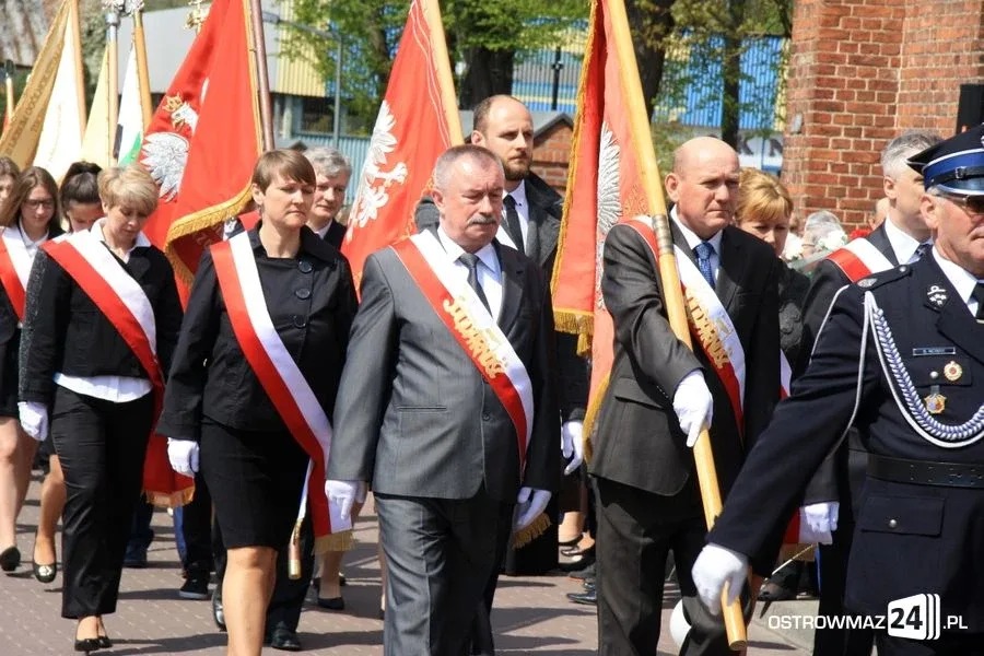 Obchody święta narodowego na placu Wolności (zdjęcia, wideo)