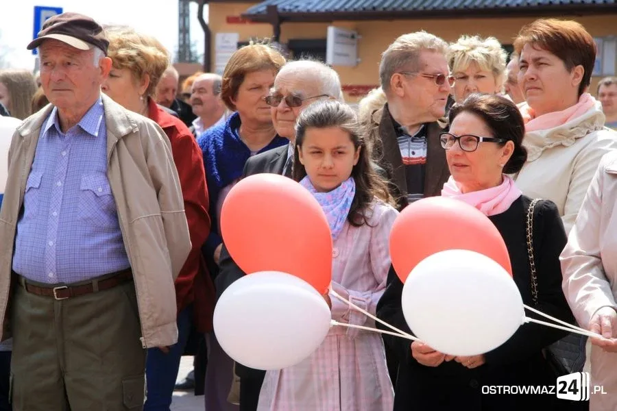 Obchody święta narodowego na placu Wolności (zdjęcia, wideo)