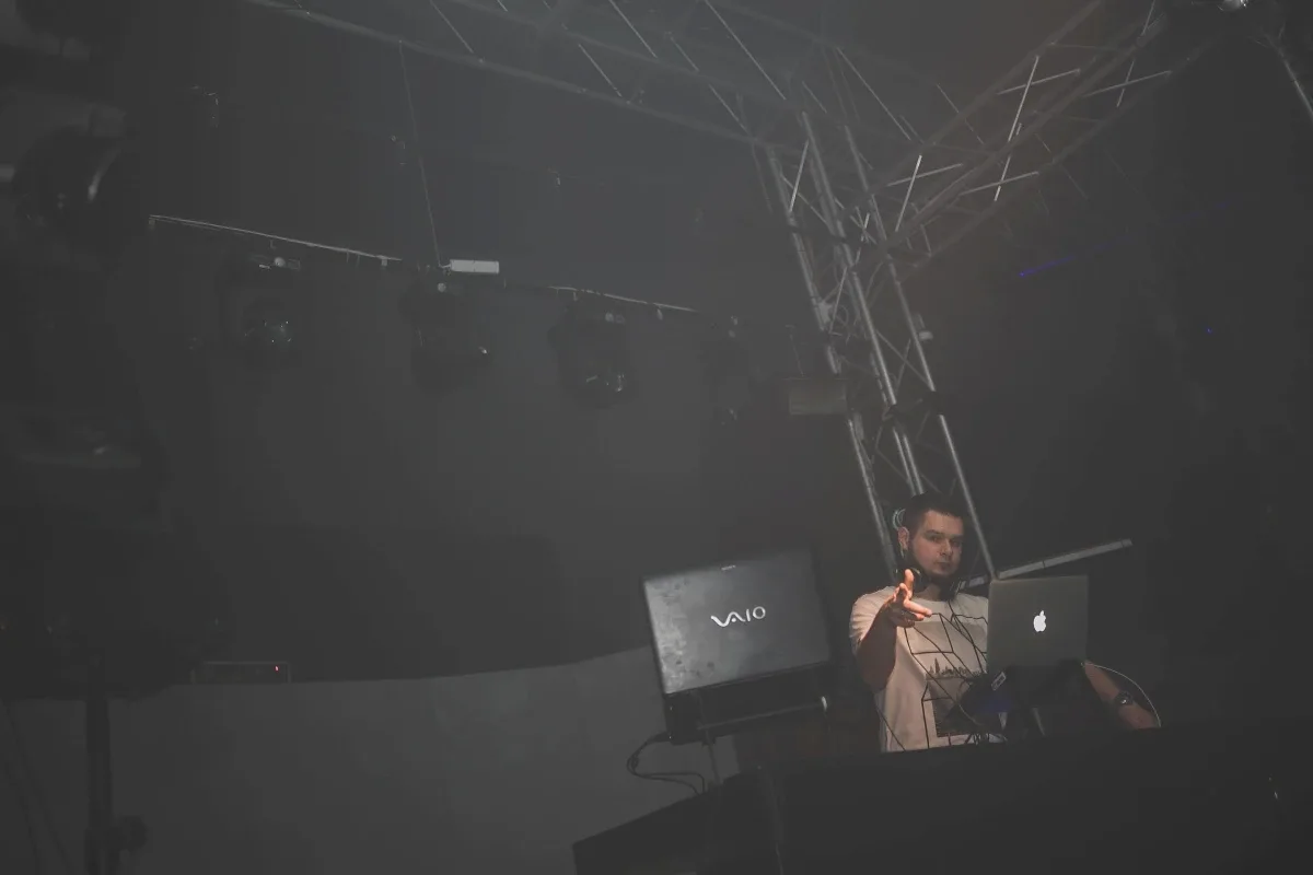 Retro Party w klubie Capitol (zdjęcia)