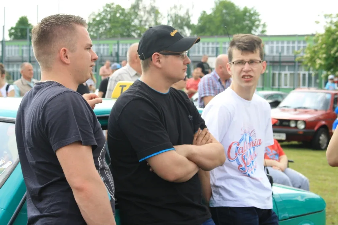 IV Zlot Samochodów Klasycznych i Zabytkowych (zdjęcia)