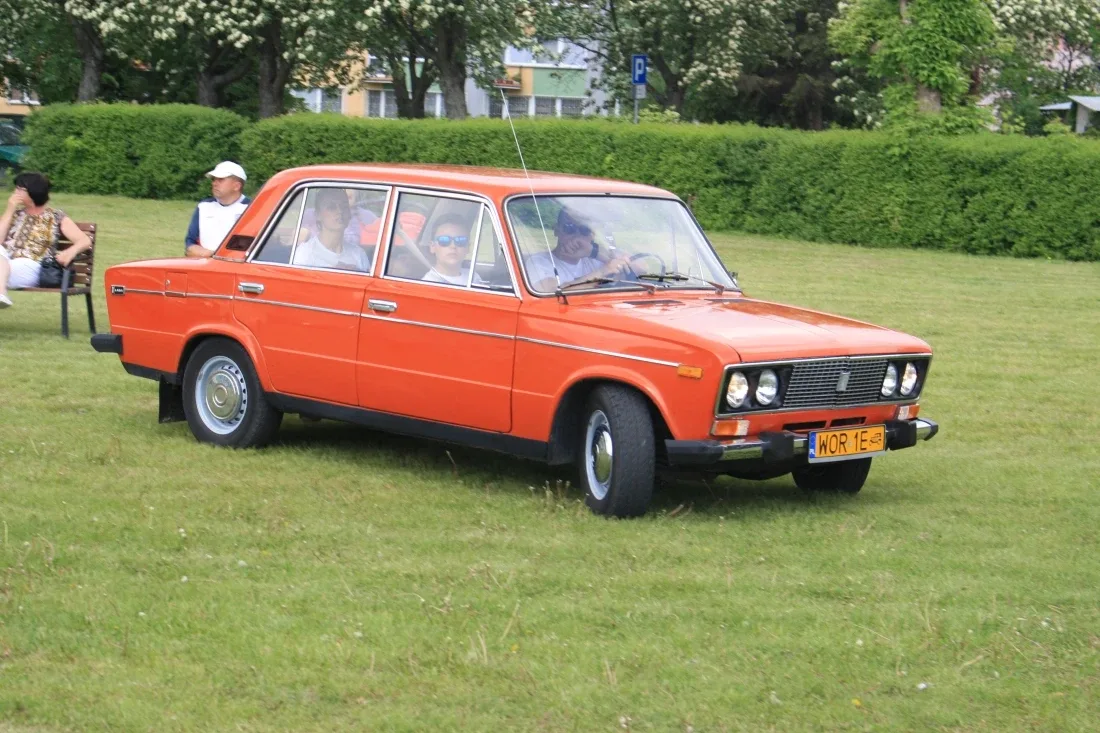 IV Zlot Samochodów Klasycznych i Zabytkowych (zdjęcia)