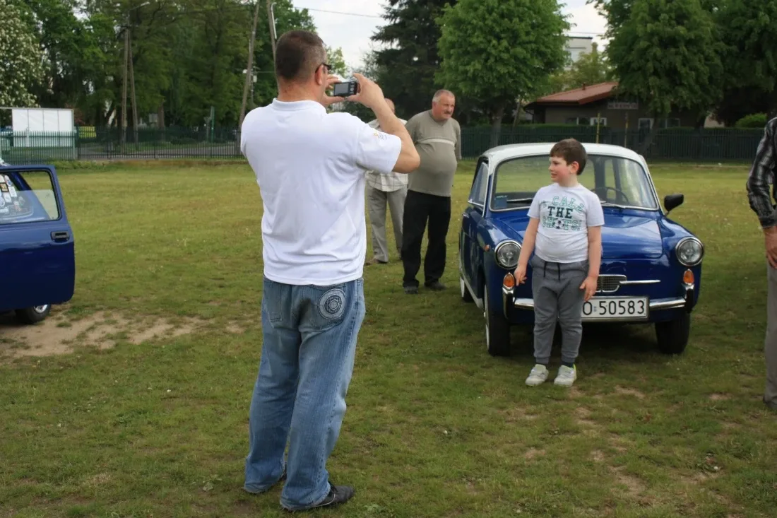 IV Zlot Samochodów Klasycznych i Zabytkowych (zdjęcia)